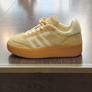 Baskets Mohair Cream/Butter H26 Back 70